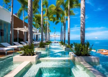 Condo 57 By Trvl2hm hotel thumbnail 2