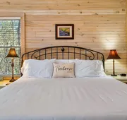 Rivers Edge Treehouses hotel detail image 5