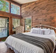 Rivers Edge Treehouses hotel detail image 7