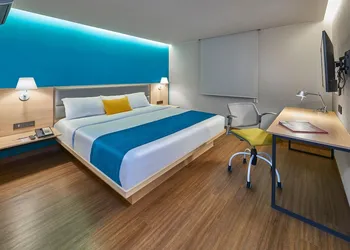 City Express Suites by Marriott Toluca hotel thumbnail 6