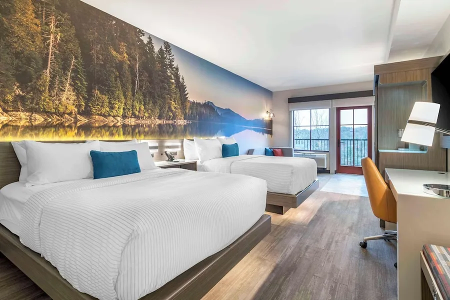 Cambria Hotel Lake Placid - Lakeside Resort hotel detail image 6
