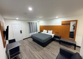 Scenic Motel hotel thumbnail 7