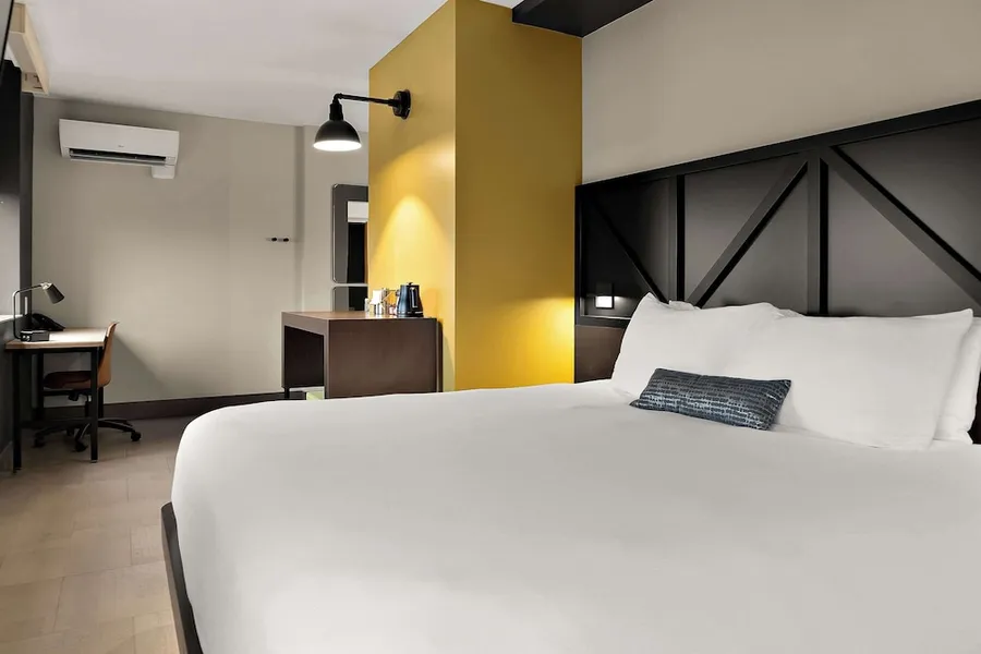 CityFlatsHotel - Port Huron an Ascend Collection Hotel hotel detail image 6