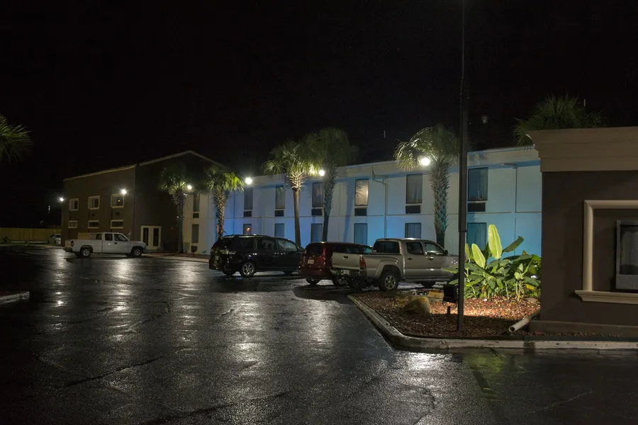 Regency inn and Suites hotel detail image 2