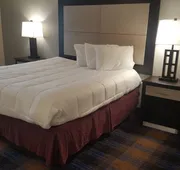 Regency inn and Suites hotel detail image 5