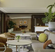 The Ambassador Hotel of Waikiki, Tapestry Collection by Hilton hotel detail image 3