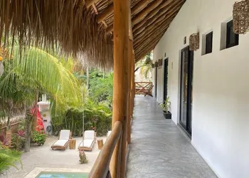 Casa Baloo hotel thumbnail 4