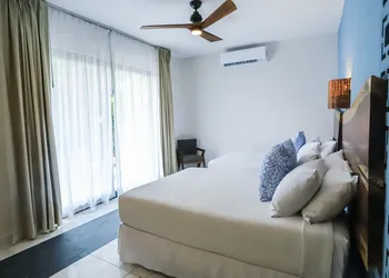 Luna Azul Bacalar hotel thumbnail 7
