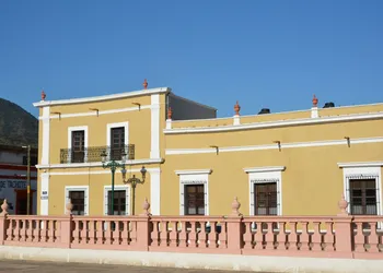 Casa Angeles hotel thumbnail 2