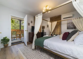 Casa De Hernandez hotel thumbnail 8