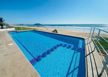 Casas Pb hotel thumbnail 7