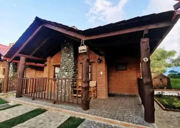Rinconada Los Robles hotel thumbnail 5