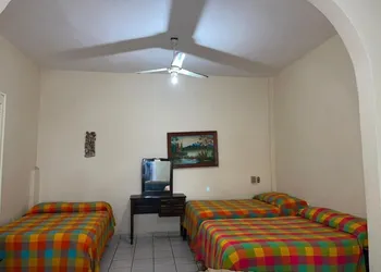 Ricardos Bungalows hotel thumbnail 3