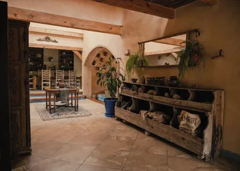 El EQUIMITE HOTEL BOUTIQUE hotel thumbnail 4