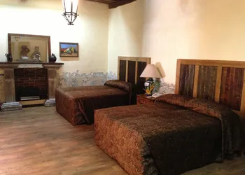 Hotel Travel hotel thumbnail 6