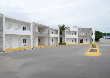 Hotel Monarca hotel thumbnail 2