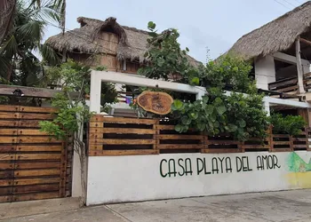 Casa Playa del Amor hotel thumbnail 2