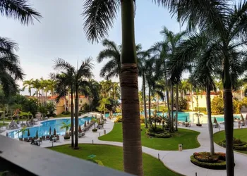 Condo Porto By Trvl2hm hotel thumbnail 4