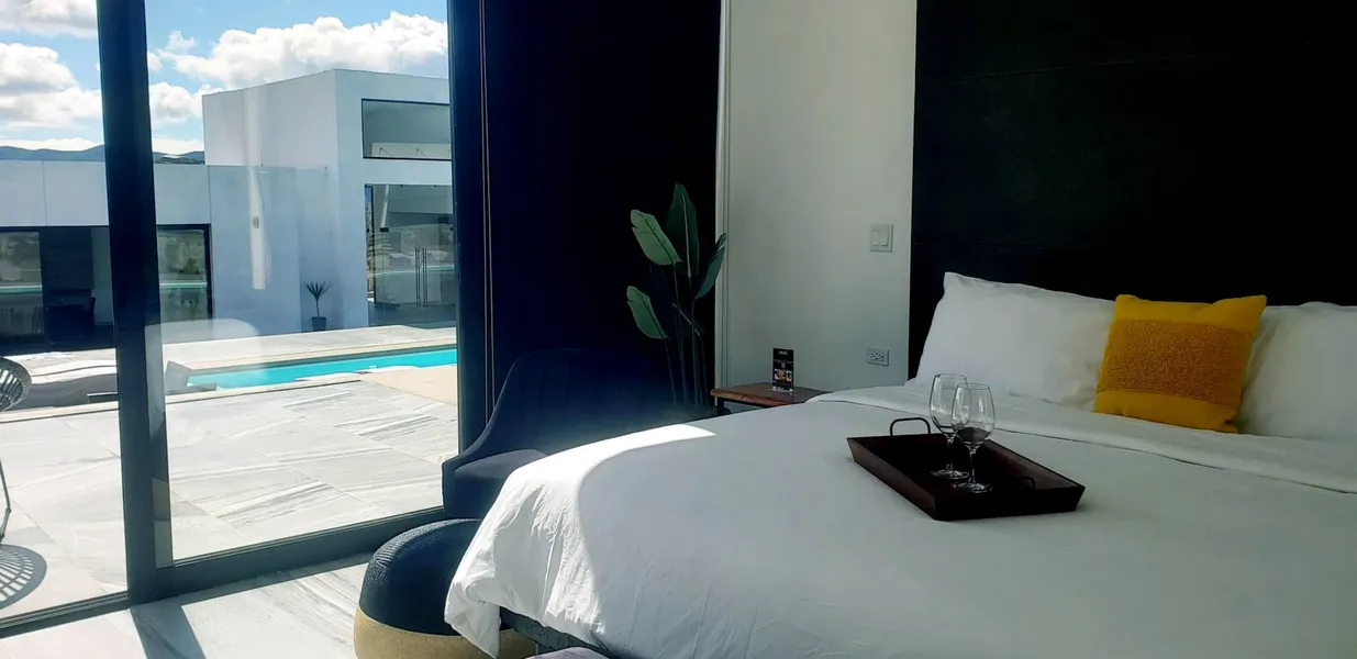 D'Vino hotel detail image 2