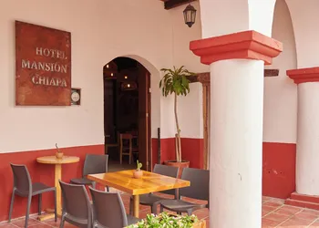 Hotel Mansión Chiapa hotel thumbnail 2