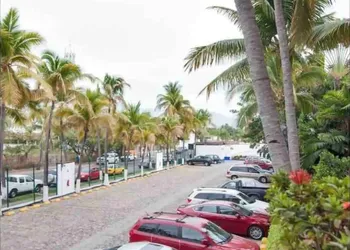 Condo Mr By Trvl2hm hotel thumbnail 3