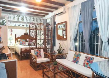 FolklorSuites hotel thumbnail 5