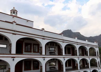 Palacio Del Cobre hotel thumbnail 4