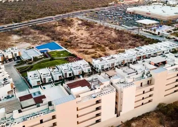 Vistas 2 hotel thumbnail 2
