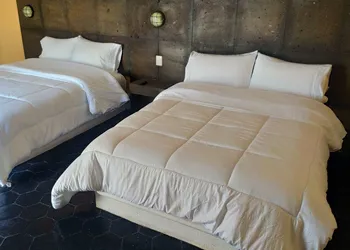 Hotel Oxi hotel thumbnail 3