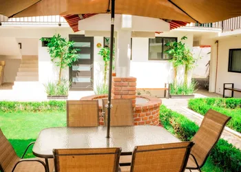 Hotel Bungalows Casa Blanca hotel thumbnail 3