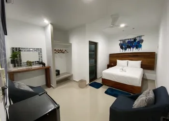 Hotel Naomi hotel thumbnail 8