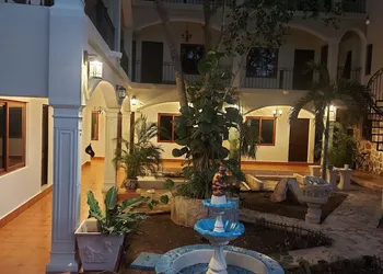 hotel y hostal nojoch che hotel thumbnail 6