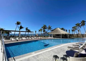 Condos CAM hotel thumbnail 3