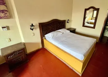 Hotel Rancho Escondito hotel thumbnail 2