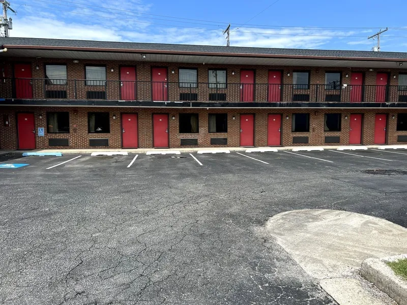 Budget Plaza Motel hotel detail image 2
