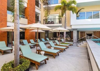 Condominios PAV hotel thumbnail 2