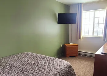 WorkStay Lodging - Yarbo, SK - Near Esterhazy & Mosaic K1, K2, & K3 hotel thumbnail 6