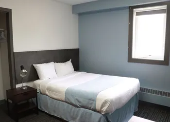 Mynarski House hotel thumbnail 5