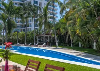 Condo Torre K By Trvl2hm hotel thumbnail 2