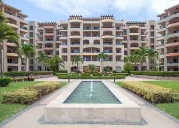 Condo Estancia By Trvl2hm hotel thumbnail 8