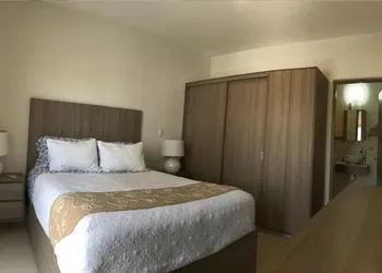 Condo T2 By Trvl2hm hotel thumbnail 4