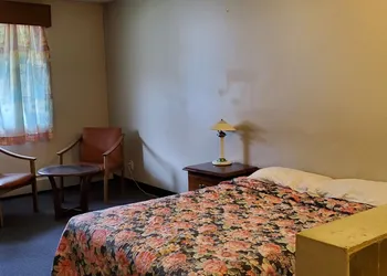 Singing Surf Inn & Pub hotel thumbnail 8