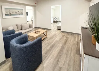 Seaport Suites hotel thumbnail 8