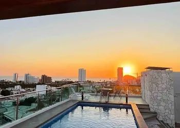 Depas MTY hotel thumbnail 4