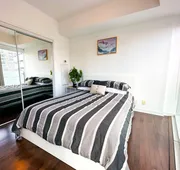 Luxury 2 Bedroom Lakeview hotel detail image 3