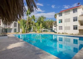 Condo Mir By Trvl2hm hotel thumbnail 5