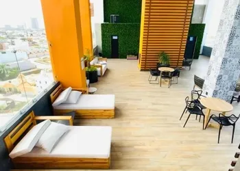 Condos Ferrara hotel thumbnail 5