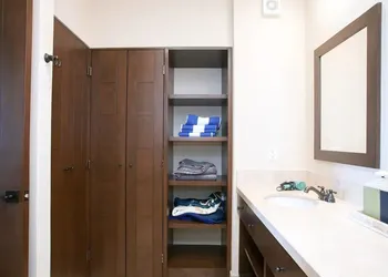 Condo Q By Trvl2hm hotel thumbnail 8