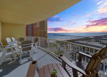 Brand New Luxury Panama City Beach Rental sleeps 8 hotel thumbnail 3