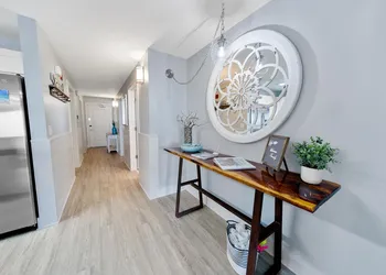 Brand New Luxury Panama City Beach Rental sleeps 8 hotel thumbnail 7